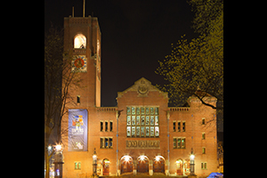 Amsterdam Beurs Berlage Spotlight night amsterdambynight